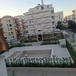 Bamisa Golem (Tirana)