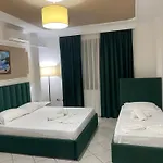 Bamisa شقة فندقية *