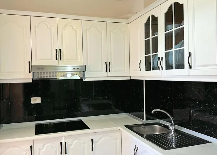 Bamisa Apartamets * Golem (Tirana)