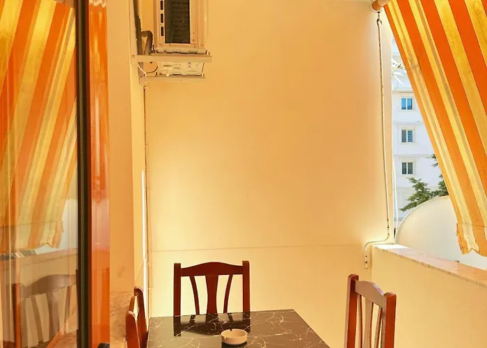 Bamisa Apartamets Lejlighedshotel Golem (Tirana)